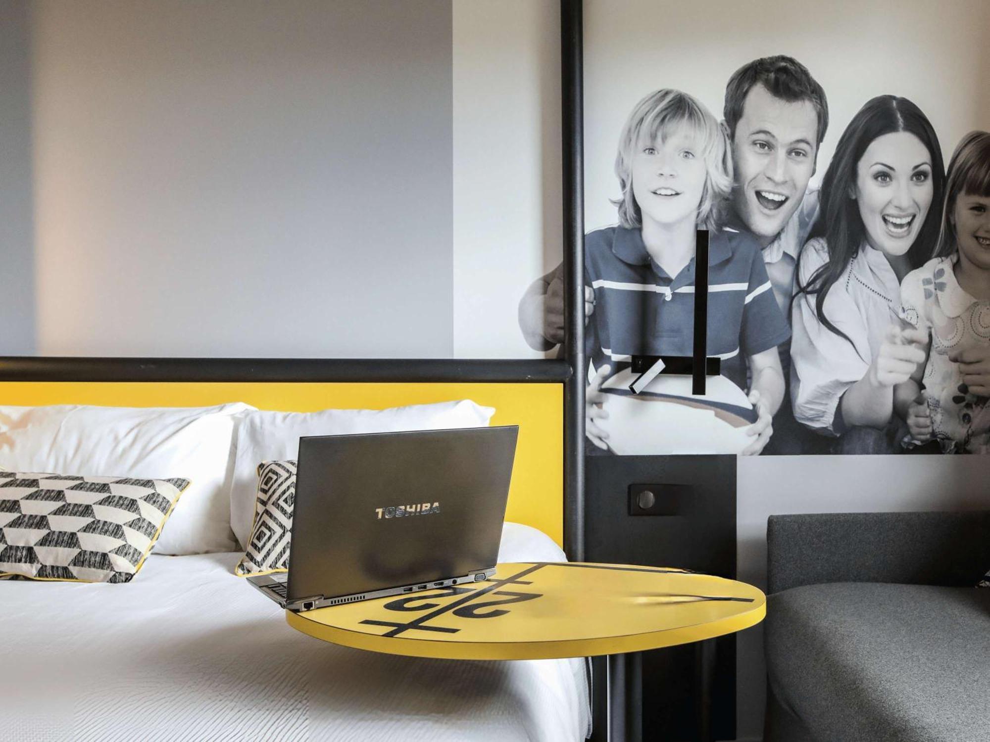 Ibis Styles Clermont-Ferrand Republique Hotel Ngoại thất bức ảnh