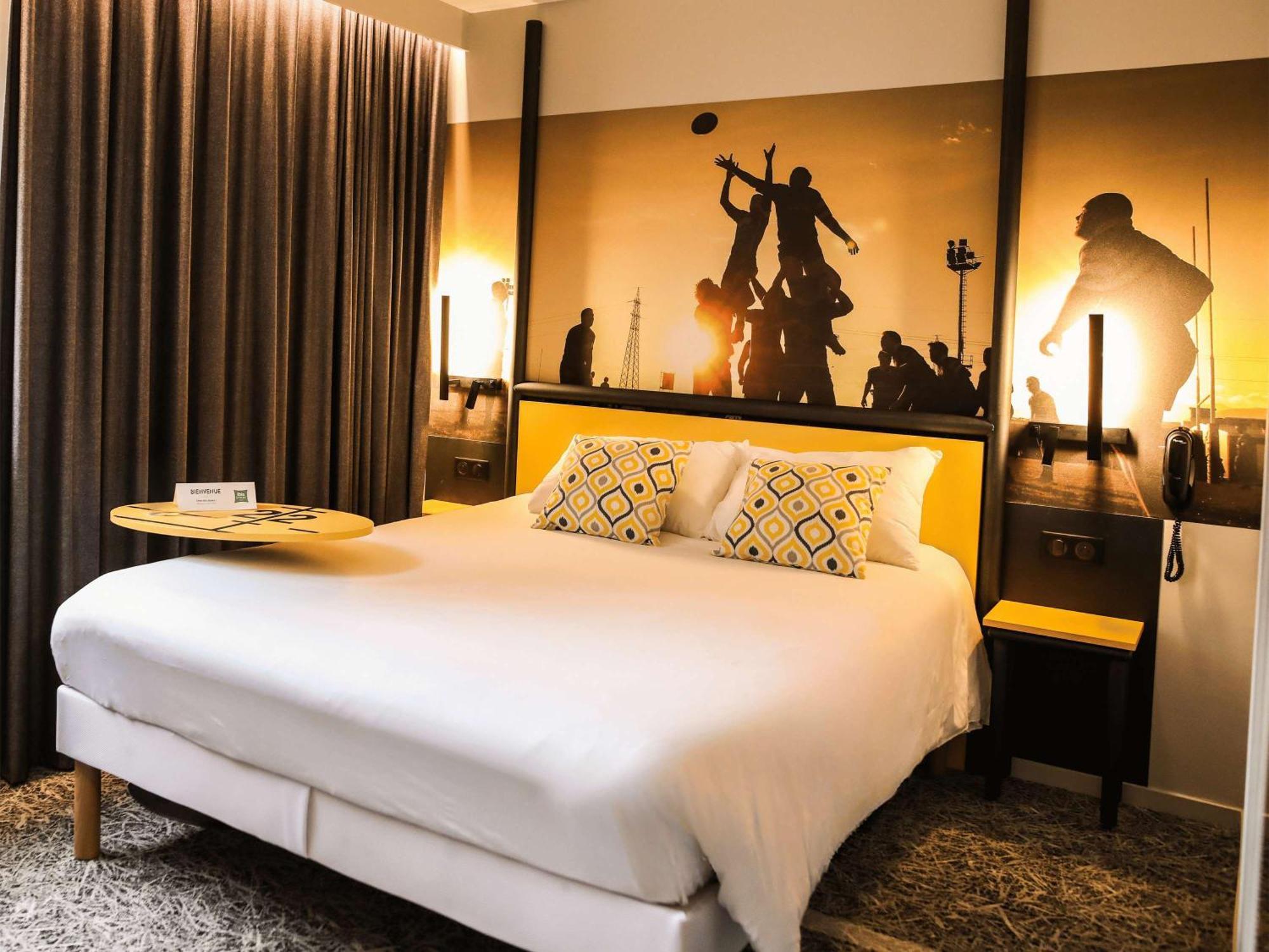 Ibis Styles Clermont-Ferrand Republique Hotel Ngoại thất bức ảnh