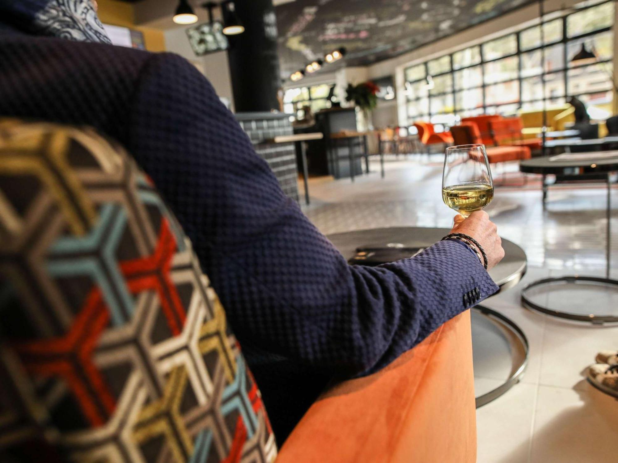 Ibis Styles Clermont-Ferrand Republique Hotel Ngoại thất bức ảnh