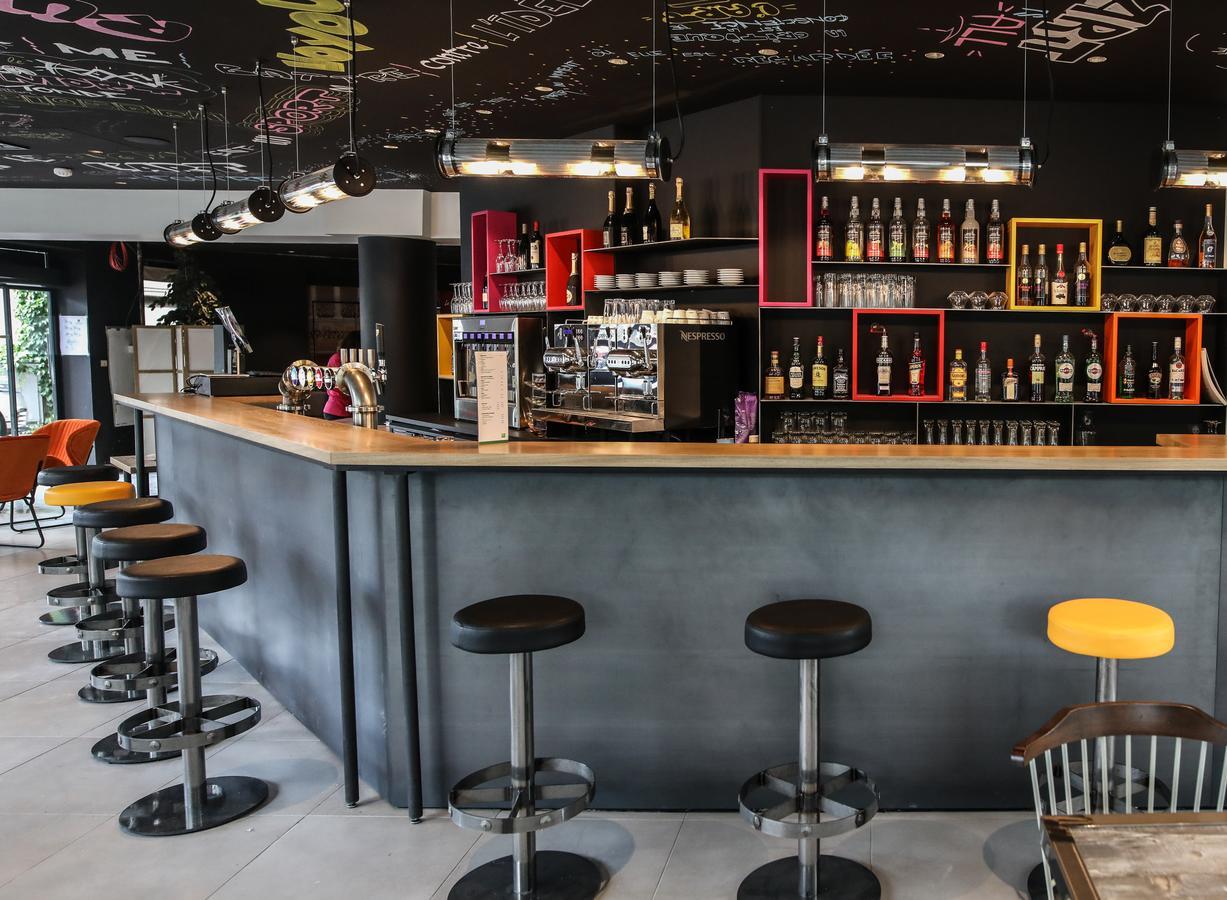 Ibis Styles Clermont-Ferrand Republique Hotel Ngoại thất bức ảnh