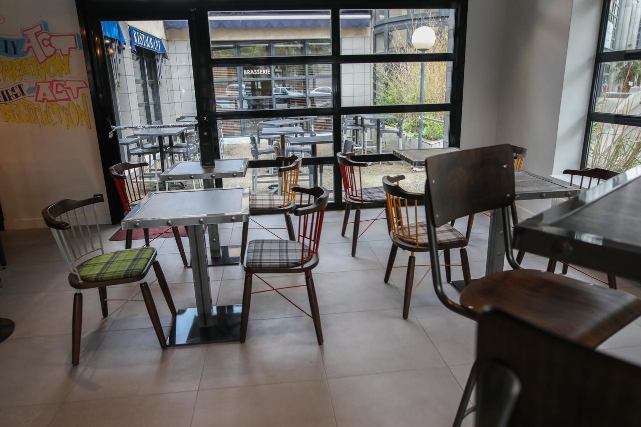 Ibis Styles Clermont-Ferrand Republique Hotel Ngoại thất bức ảnh