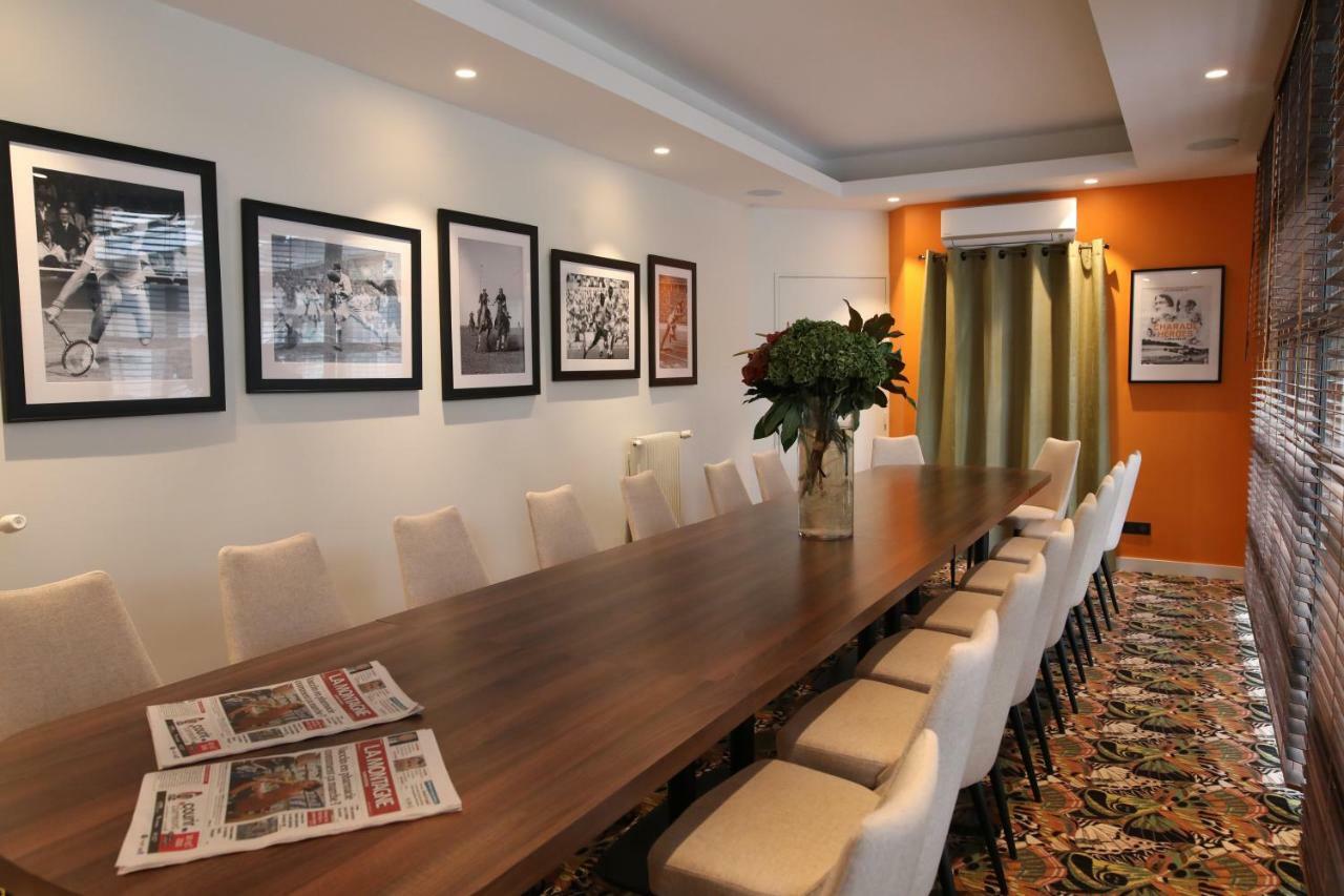 Ibis Styles Clermont-Ferrand Republique Hotel Ngoại thất bức ảnh