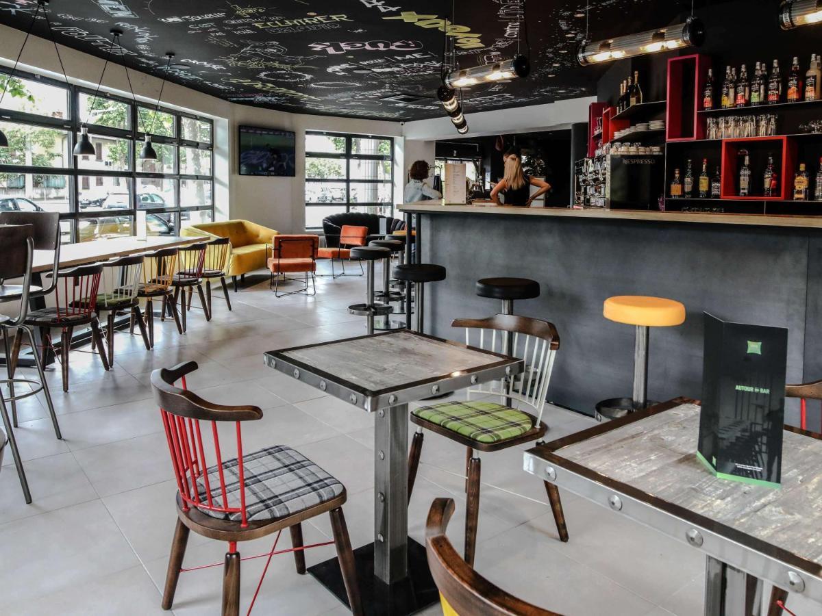 Ibis Styles Clermont-Ferrand Republique Hotel Ngoại thất bức ảnh